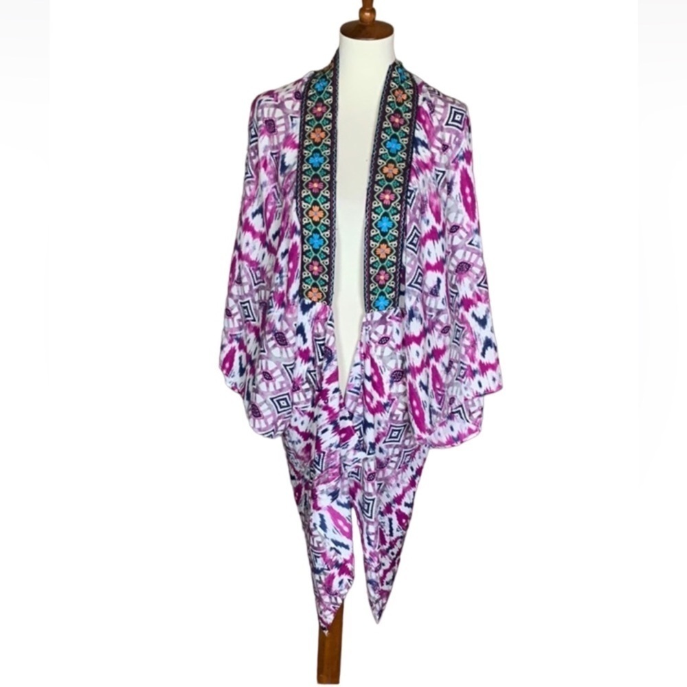 Altar’d State Ikat print kimono with embroidery Size Medium / Large